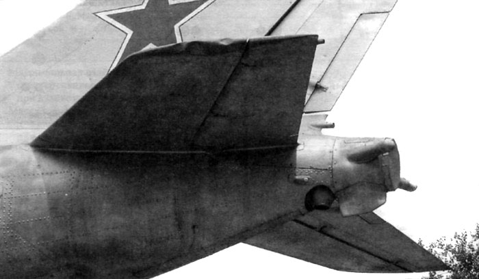 Хвостовое оперение Як-38