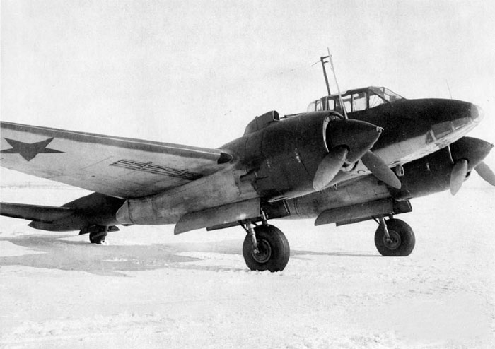 Пе-2 с моторами М-82