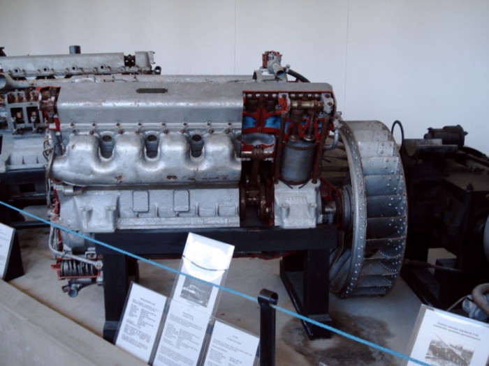 Двигатель В-2-34