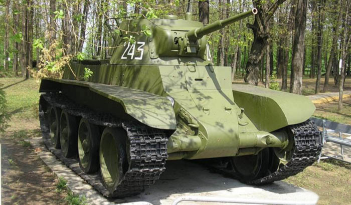 Лёгкий танк БТ-7