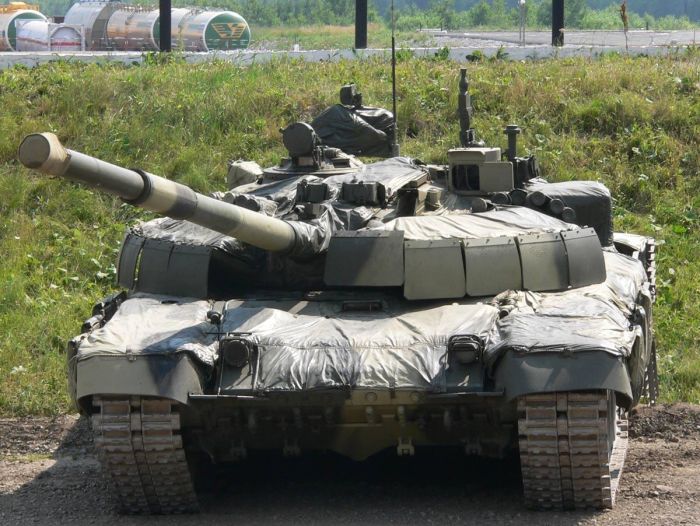 Т-72Б2(об.184М – он же Т-72БМ, Т-72Б2 по разным документам) "Рогатка"