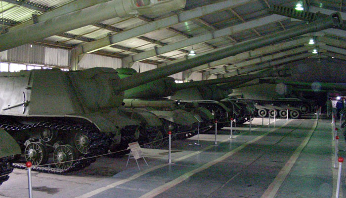 Самоходная артиллерийская установка ИСУ-130