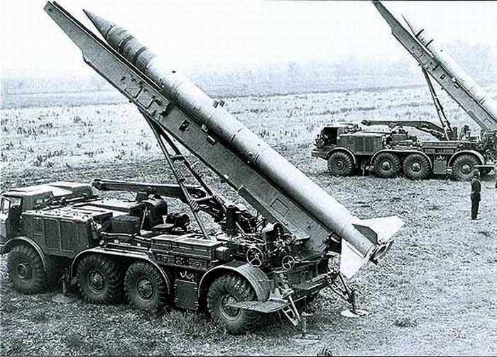 Тактический ракетный комплекс 9K52 «Луна-М»