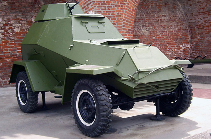бронеавтомобиль БА-64