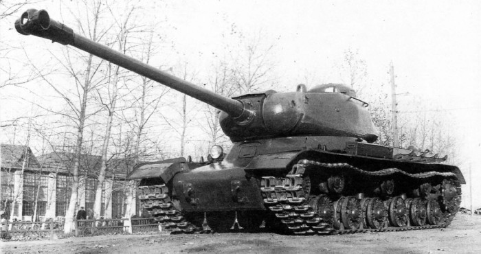 Тяжелый танк ИС-122
