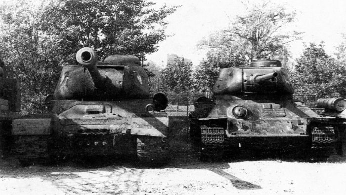 ИС-2 и Т-34-85