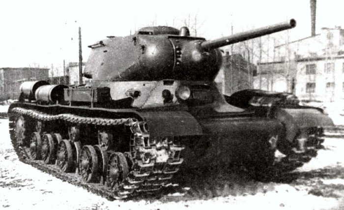 ИС-1. Челябинск, весна 1943 год.