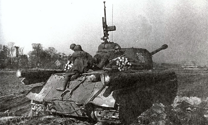 ИС-2. Германия, март 1945 года.